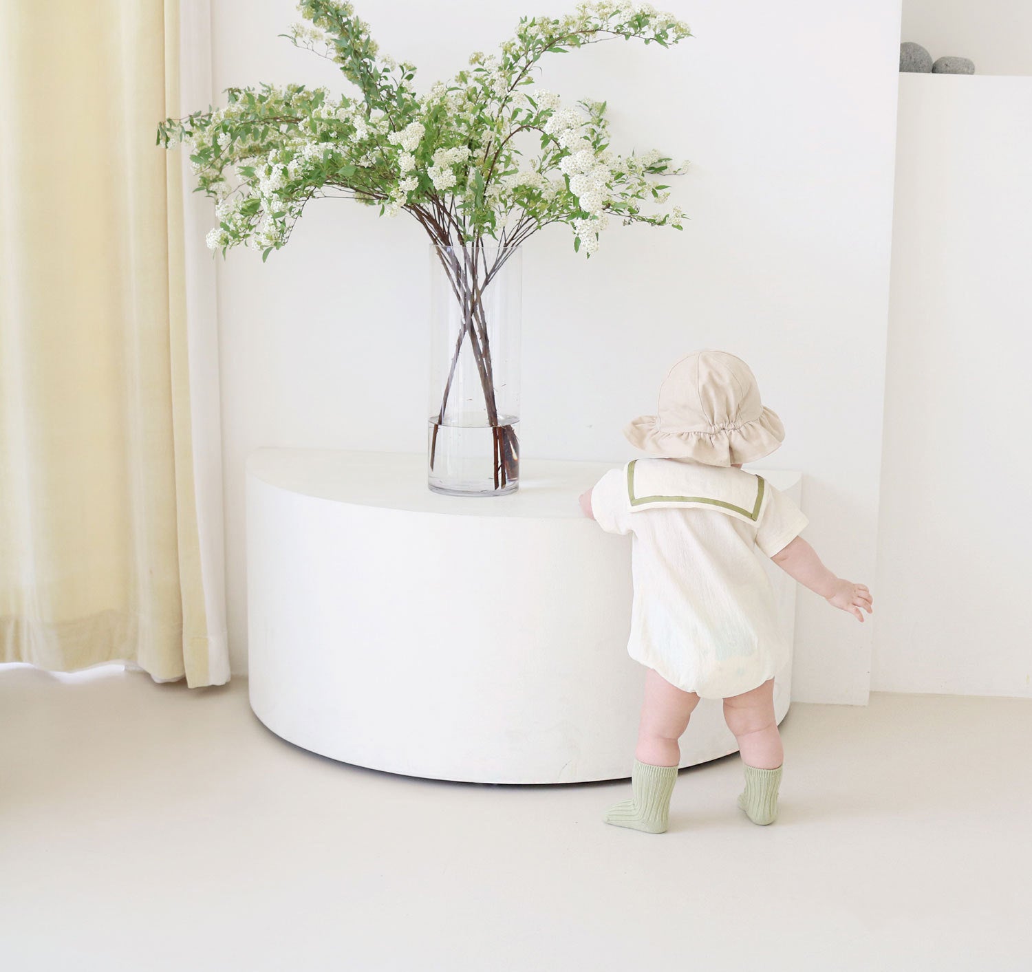 シンプルテクスチャロンパース - アイボリー066 – PetitKid